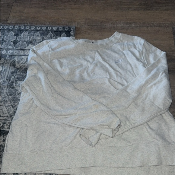 Nike Cream Sweatshirt - Picture 1 of 3